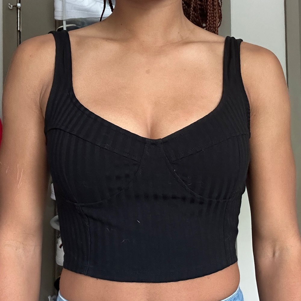 Black crop top